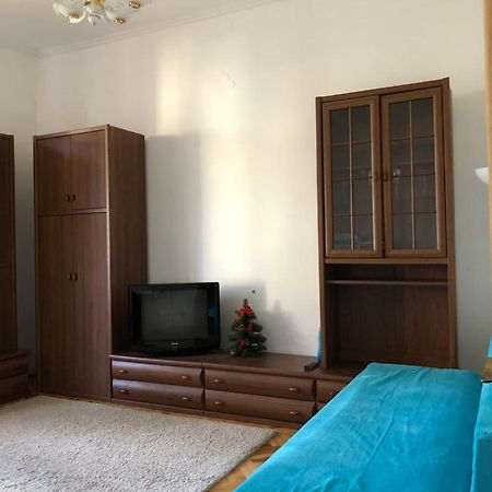 Apartment Karpintsa Lviv Luaran gambar