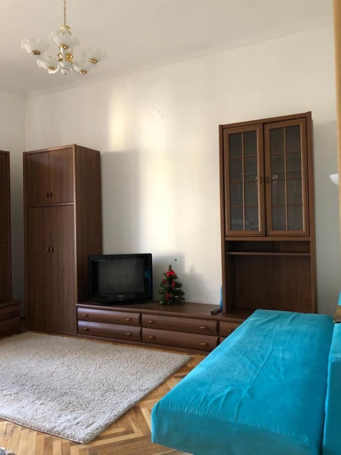 Apartment Karpintsa Lviv Luaran gambar